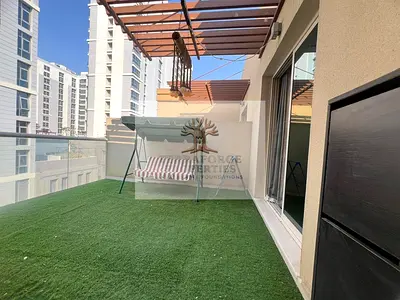 Upto 12 Cheque / Fully Furnished / Huge Balcony