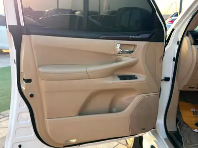 2010 Lexus LX-SERIES 照片 7