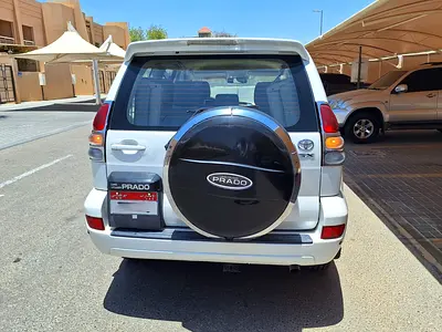 2003 Toyota PRADO photo 1