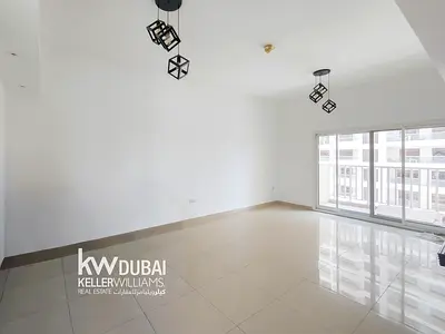 Vacant | Spacious Layout | Prime Location