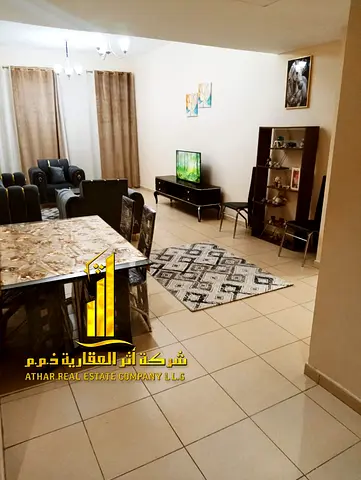 لراغبي الفخامة والتميز شقة فاخرة للايجار الشهري غرفة وصالة باطلالة مفتوحة مفروشة بالكامل باثاث راق جدا مع مطبخ مجهز بالكامل بأحدث الاجهزة ✨