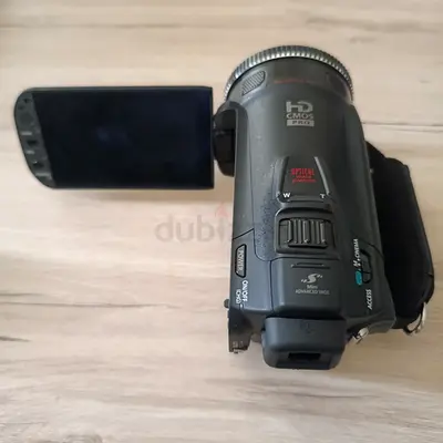 Canon Vixia HF CG10 A - HD CMOS Pro Camcorder — Excellent Condition