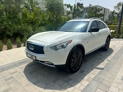 Infiniti QX70 Limited 2018 GCC Specs - Pristine Condition