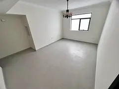 First occupancy - Free gym - Master bedroom - Built-in wardrobes - Balcony - Central air conditionin
