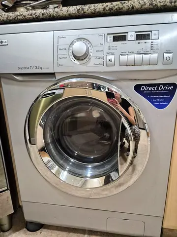 LG Direct Drive Washer & Dryer 7kg / 3.5kg – Fully Working