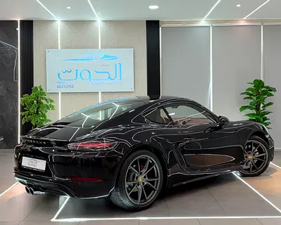 2018 Porsche CAYMAN — фото 8