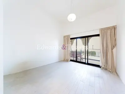 Community View | Large Terrace | Vacant Soon