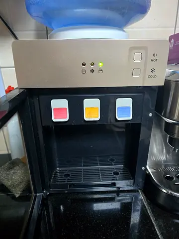 Hot & Cold Water Dispenser (HS-WJ) - Good Working Condition