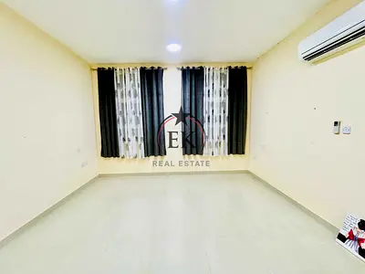 Spacious 2 Master Bedrooms Near School Area