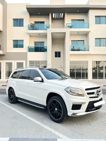 Pristine Mercedes-Benz GL 500 4MATIC | 2016 | GCC Specs | Full Option