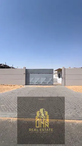 للايجار ساحة مفتوحة 13,000 قدم مربع في الصجعة – الشارقة