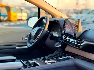 صورة 10 لـ 2021 Toyota SIENNA