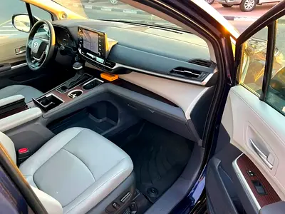 صورة 8 لـ 2021 Toyota SIENNA