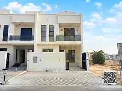 Townhouse - Good location - Fees included - 3 floors - Excellent price