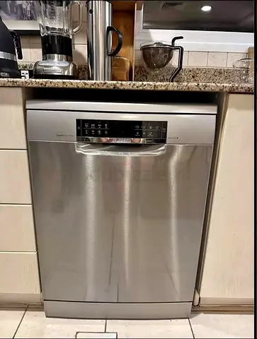 Bosch series 6 Stainless Steel dishwasher 3 rake - perfect Working Condition, free delivery