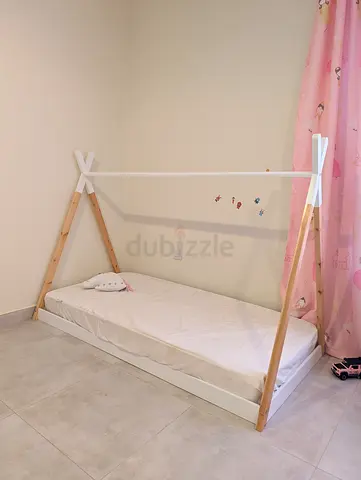 Montessori-style floor/teepee single bed frame for kids - white & natural wood