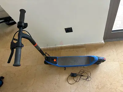 Used electric scooter with charger - good working condition