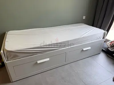 Ikea Day bed in good condition with Mattress