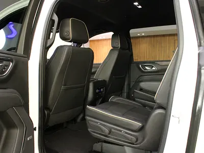 2022 Chevrolet SUBURBAN 照片 11