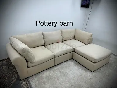 Like new condition pottery barn modular sofa