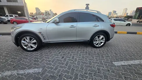 صورة 1 لـ 2014 Infiniti QX70