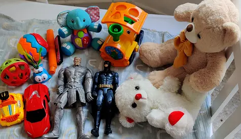 Toys ,teddy bears are big size
