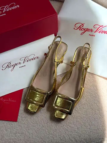 Roger vivier Belle slingback pumps