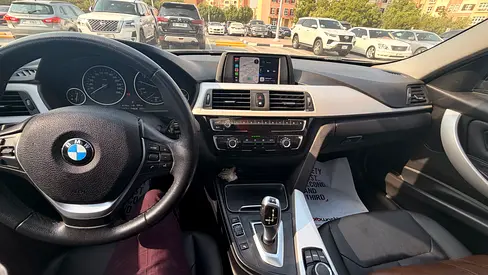 BMW 3-Series 318i 2018 | GCC Specs | Pristine Condition
