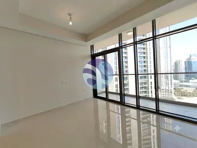 Spacious Studio For Rent | High Floor | Canal View