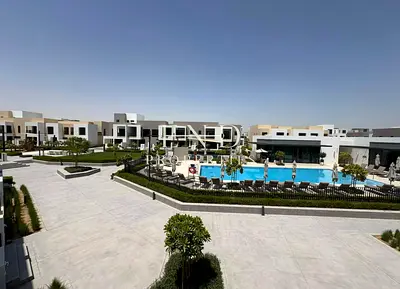 3BR Townhouse | Spacious Layout | Vacant
