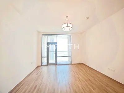 Spacious 3BR | Boulevard View | Prime Location