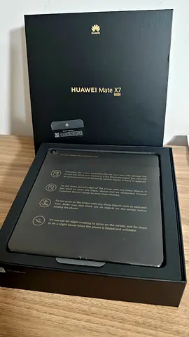 Huawei Mate X7 (foldable) - Boxed, like new