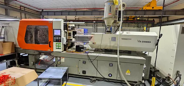 Used VS-250EES Injection Molding Machine - Industrial Grade