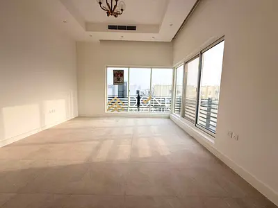Spacious 4-Master Bedrooms With Built-in Wardrobes and Majlis+Hall