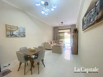 FULLY FURNISHED | PRIVATE GARDEN | VACANT