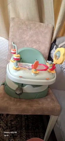 Mamas papas Foldable Baby Activity Seat with Toy Tray - Light Green