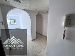 Golden Chance//2BHK apartment with Master Bedroom and central AC// Big Close Hall, Just 35k ,, Close