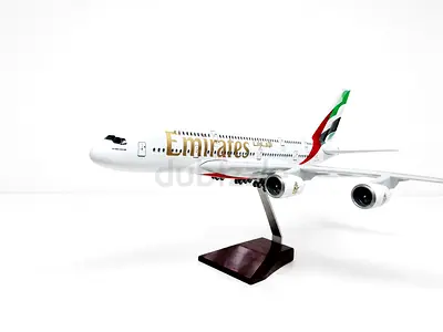 Emirates Airbus a380 plane model
