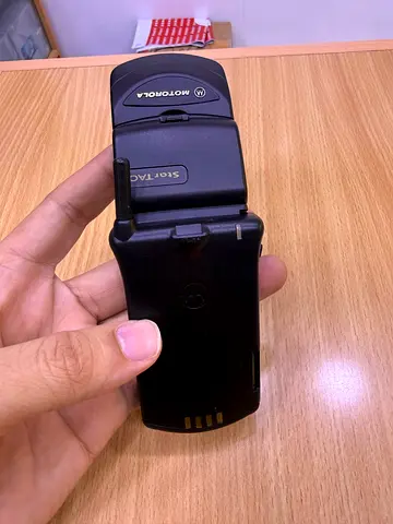 Vintage Motorola StarTAC Mobile Phone