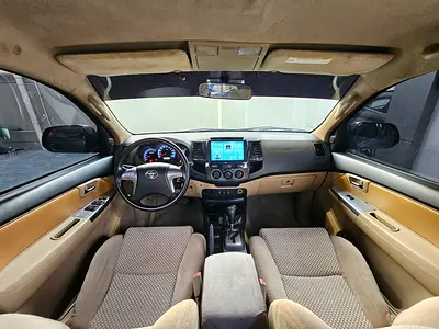 2015 Toyota FORTUNER — фото 16