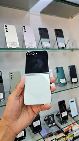 Samsung Galaxy Z Flip 5
