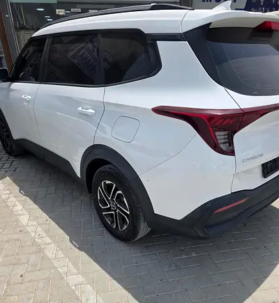 صورة 3 لـ 2023 KIA CARENS