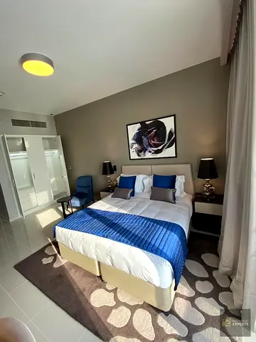 MOTIVATED SELLER | BRIGHT UNIT | FURNISHED