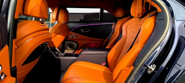 2021 Bentley FLYING SPUR 照片 8