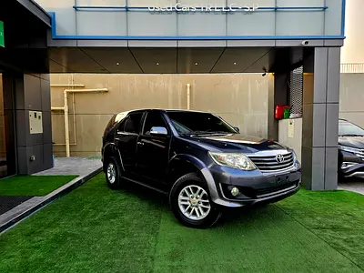 2015 Toyota FORTUNER — фото 3