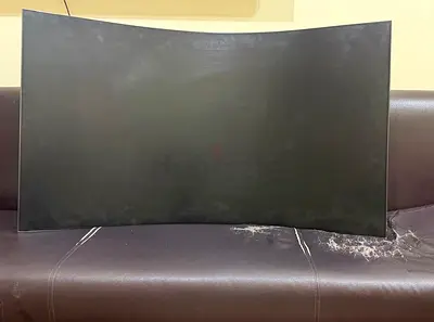 Samsung Odyssey Ark 55" Curved UHD Gaming Monitor)