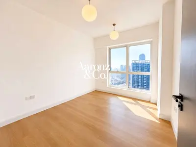 3BR + Maids | Upgraded | Lake View |2 Balconies