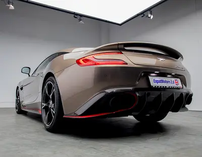 2017 Aston Martin VANQUISH — миниатюра 18