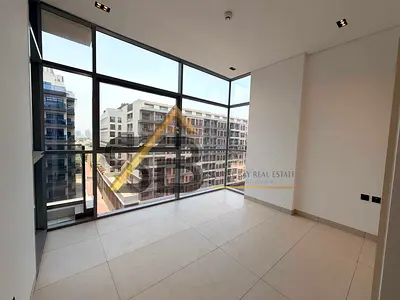Brand New 1/BR Apart Ready To Move With All Amenities
