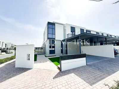 Corner Plot | Landscaped | Ready to move